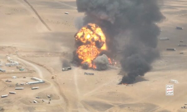 Ataque dos houthis paralisa instalações de energia na Arábia Saudita e deixa dezenas de feridos