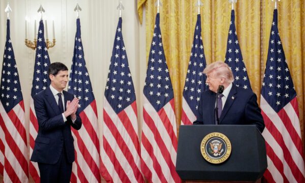 Trump volta a pressionar Fed por juros mais baixos antes de decisão desta semana