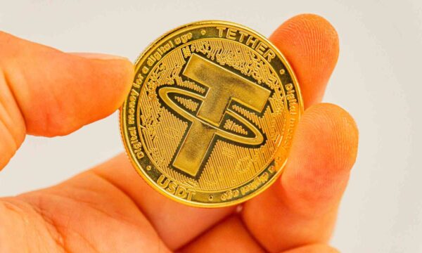 “Vamos continuar a ajudar a Justiça, o FBI, o Serviço Secreto dos EUA”, diz Tether após operação que bloqueou US$ 52 milhões em criptomoedas