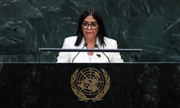 Presidente da Venezuela volta dos EUA sem acordos e sem data para eleições