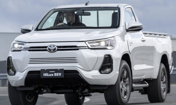 Toyota prepara Hilux movida a hidrogênio para lançamento na Europa em 2028